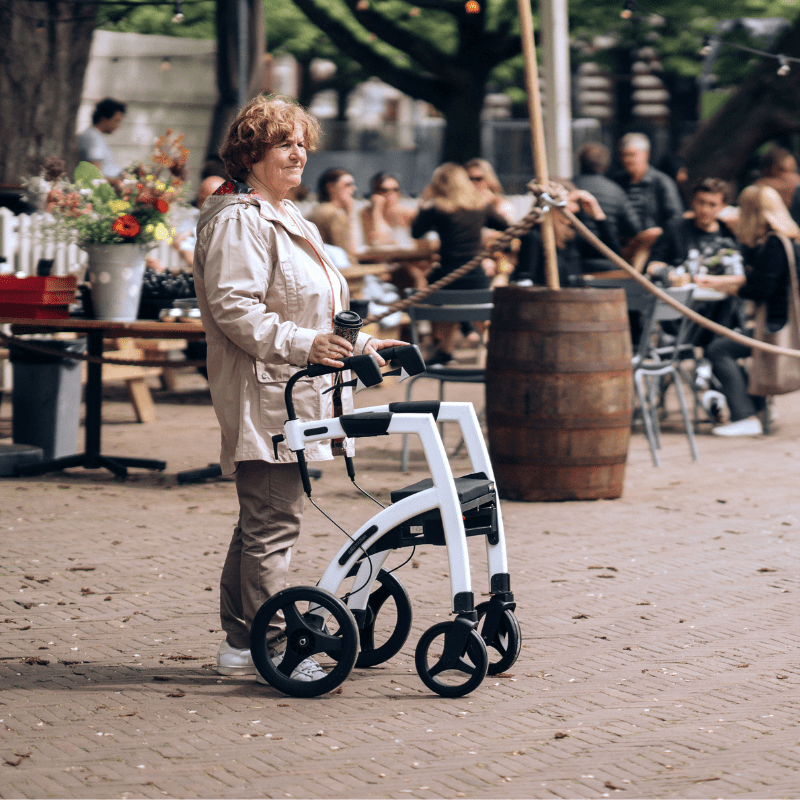 Rollz Motion - Rollator og kørestol